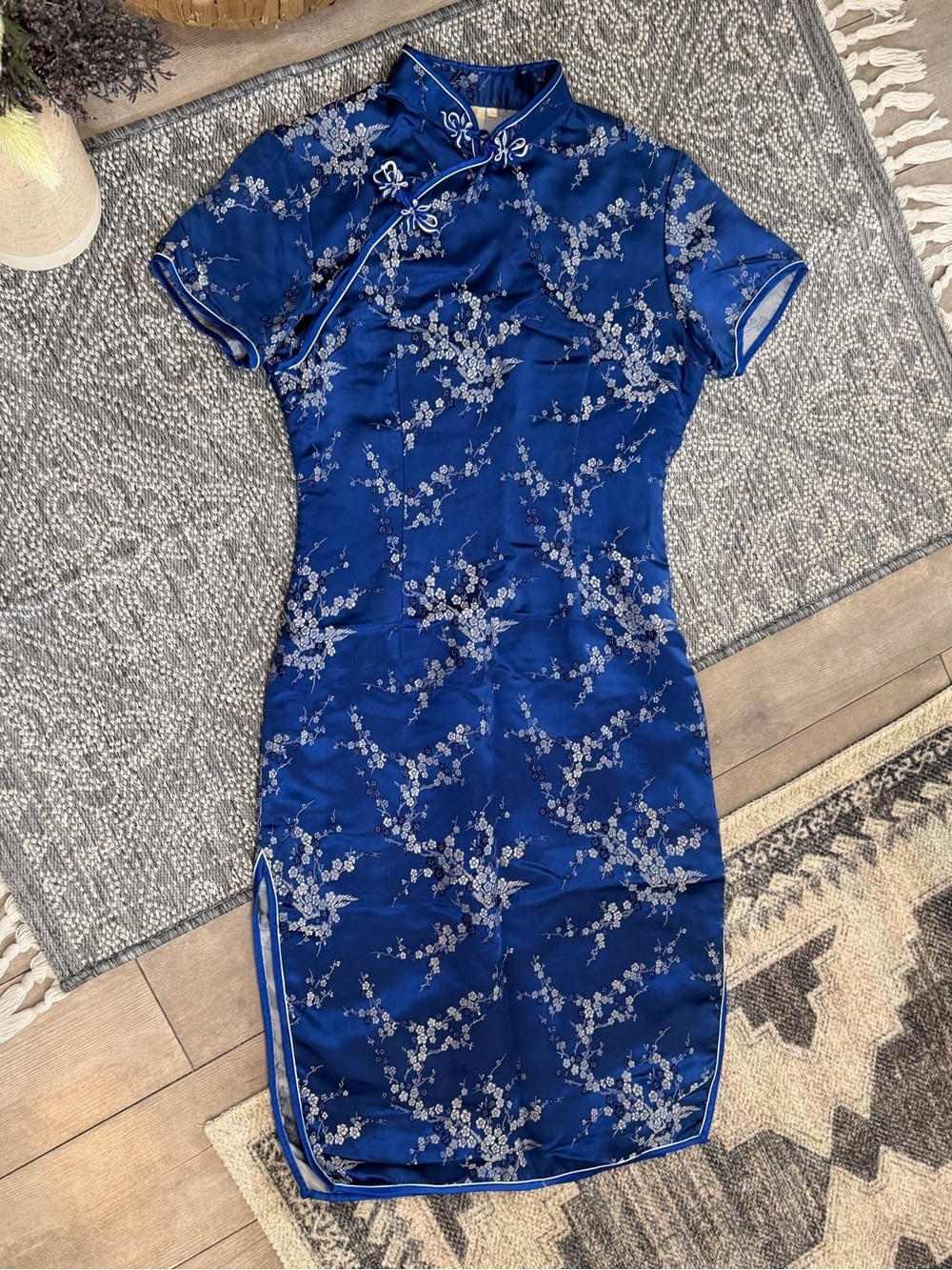 Vintage Royal Blue & Silver Chinese Cheongsam Brocade Dress Women’s Size 6